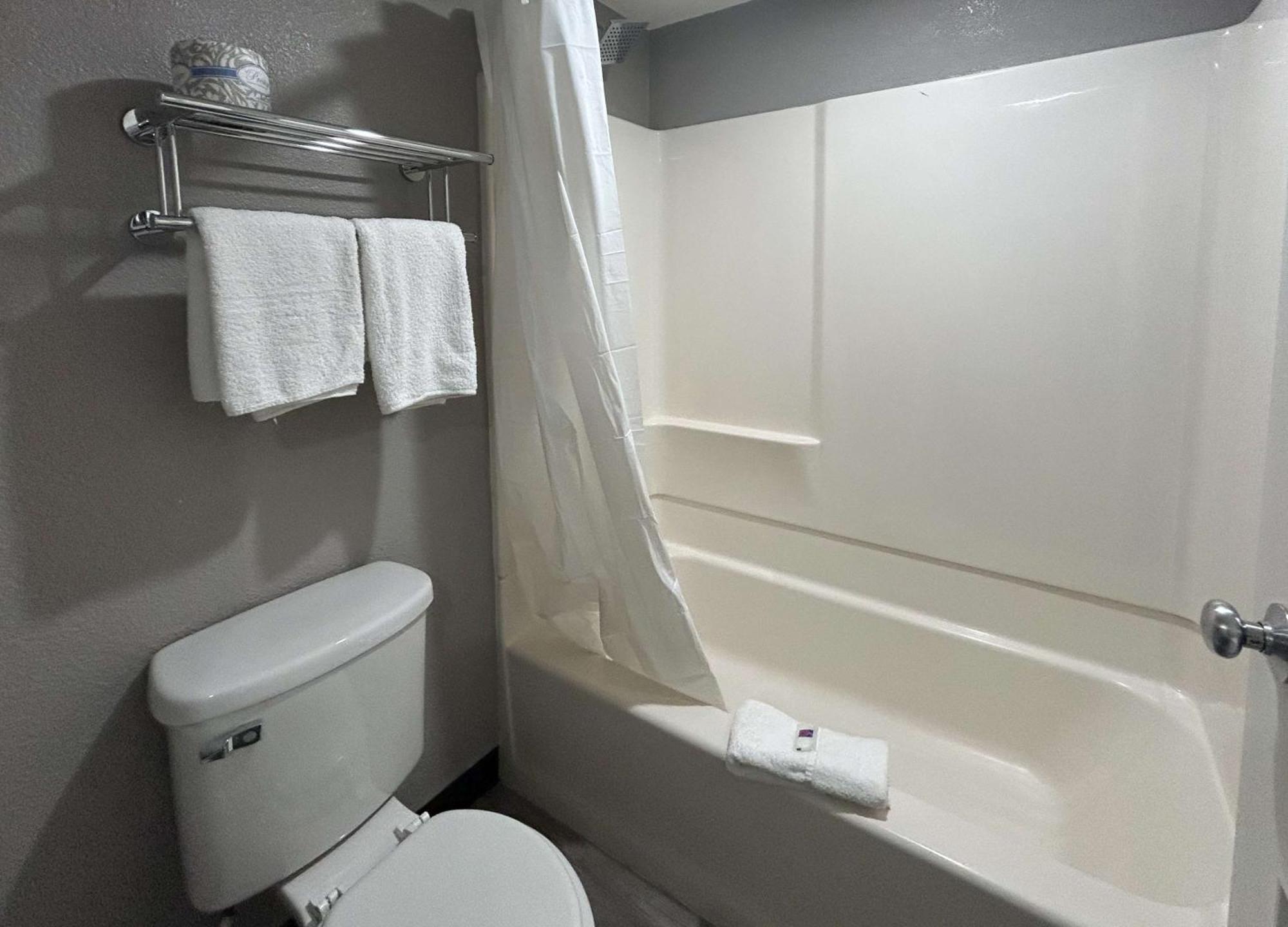 塔科马南部6号汽车旅馆 外观 照片